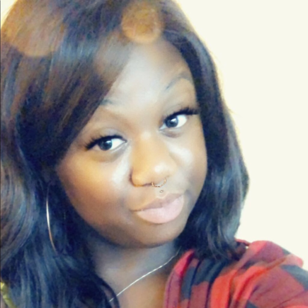 Meet your Posher, Samantha